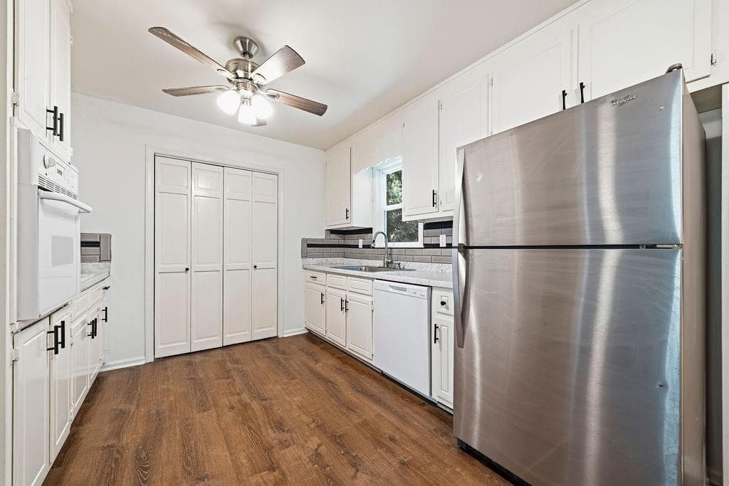 3 bedroom, 1 bathroom, 1,560 sq ft single family residence for sale at 4306 Abney Drive, Powder Springs, GA 30127 — photo 10