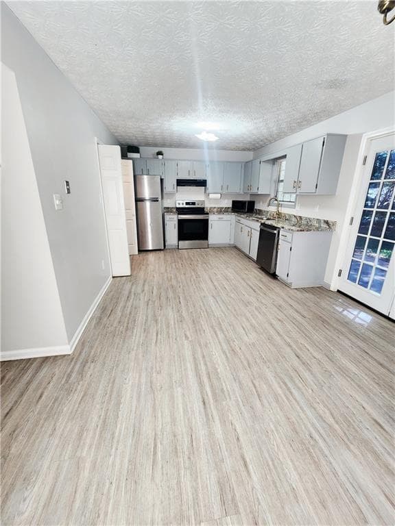 2 bedroom, 3 bathroom, 1,488 sq ft duplex for rent at 331 Booth Circle, Marietta, GA 30008 for $1,800 a month — photo 4