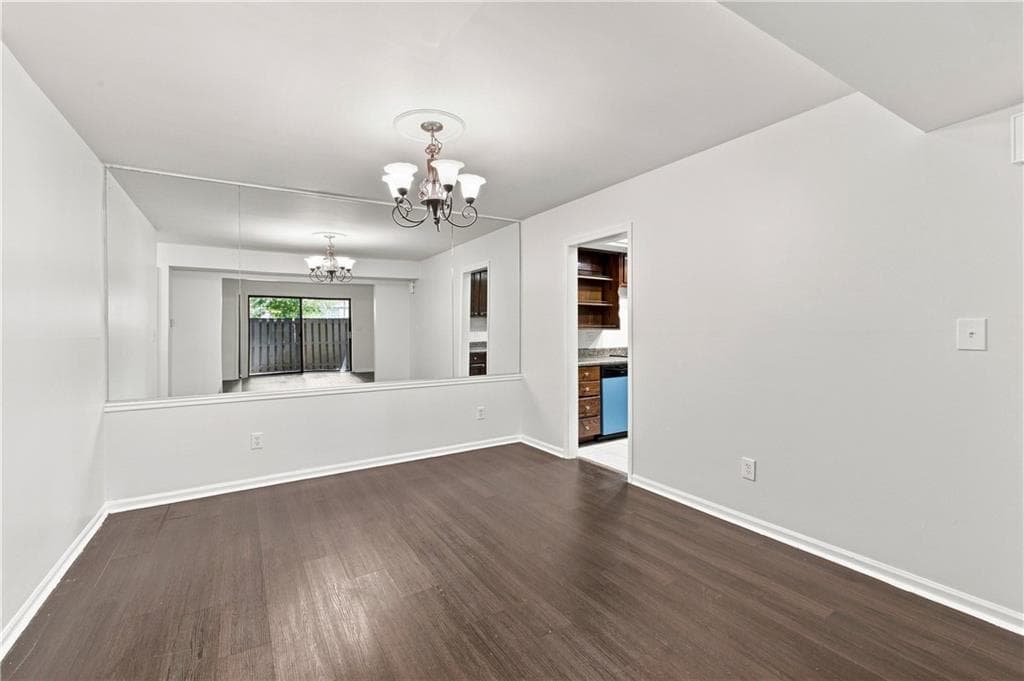 2 bedroom, 2 bathroom, 1,206 sq ft condominium for sale at 6851 Roswell Road K2, Sandy Springs, GA 30328 — photo 7