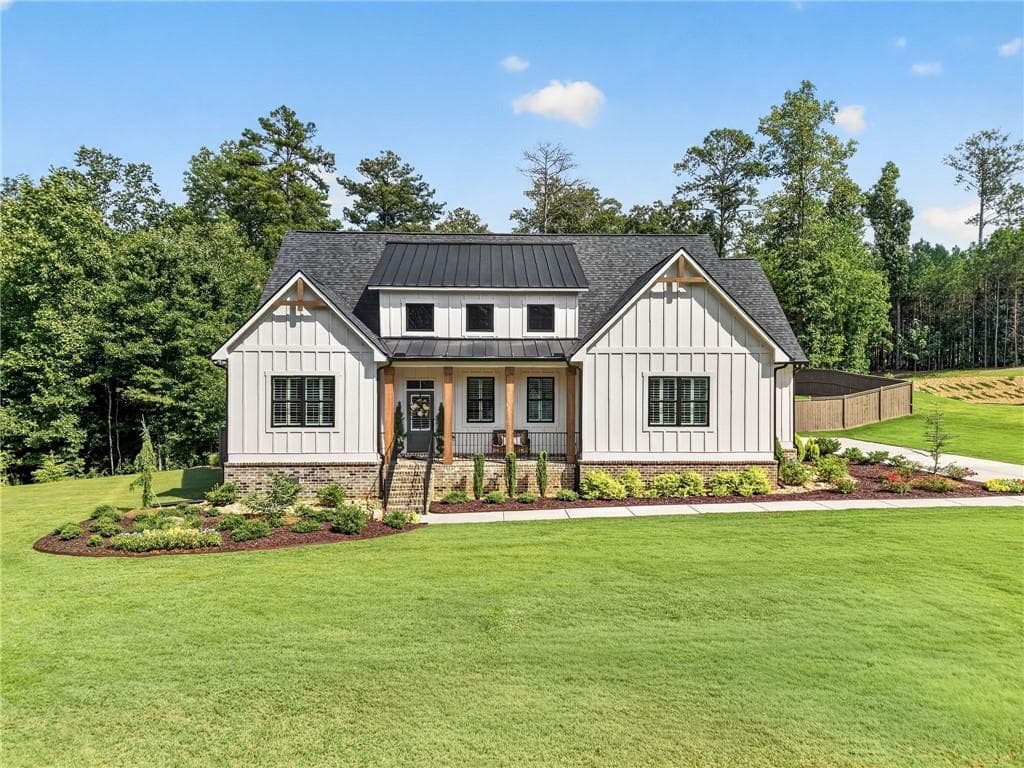 3 bedroom, 2 bathroom, 1,915 sq ft single family residence for sale at 253 London Road, Ball Ground, GA 30107 — photo 9