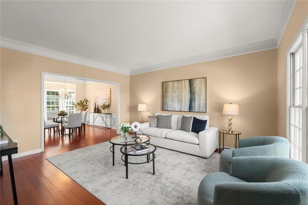 4 bedroom, 3 bathroom, 2,704 sq ft single family residence for sale at 3025 Brockton Close, Marietta, GA 30068 — photo 4