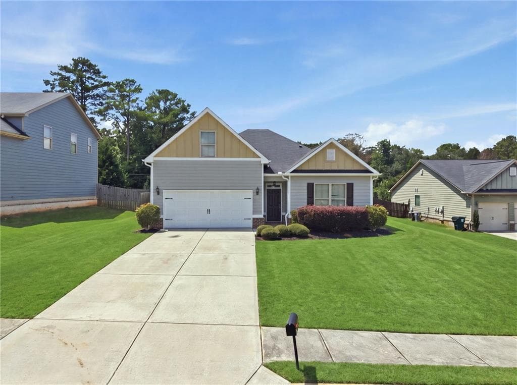 4 bedroom, 3 bathroom, 2,094 sq ft single family residence for sale at 6311 Horizon Court, Rex, GA 30273 — photo 3