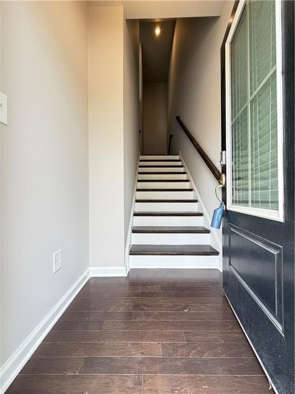 3 bedroom, 4 bathroom, 1,880 sq ft townhouse for rent at 2838 Village Park Bend, Duluth, GA 30096 for $2,550 a month — photo 4