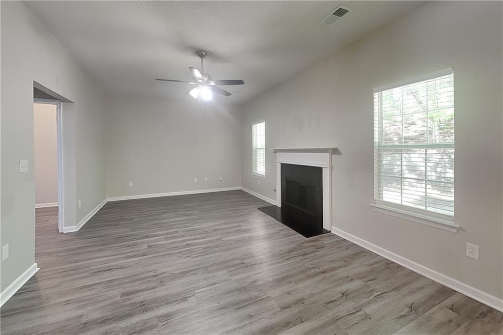 3 bedroom, 3 bathroom, 2,243 sq ft single family residence for sale at 4057 Caspian Trace, Snellville, GA 30039 — photo 2