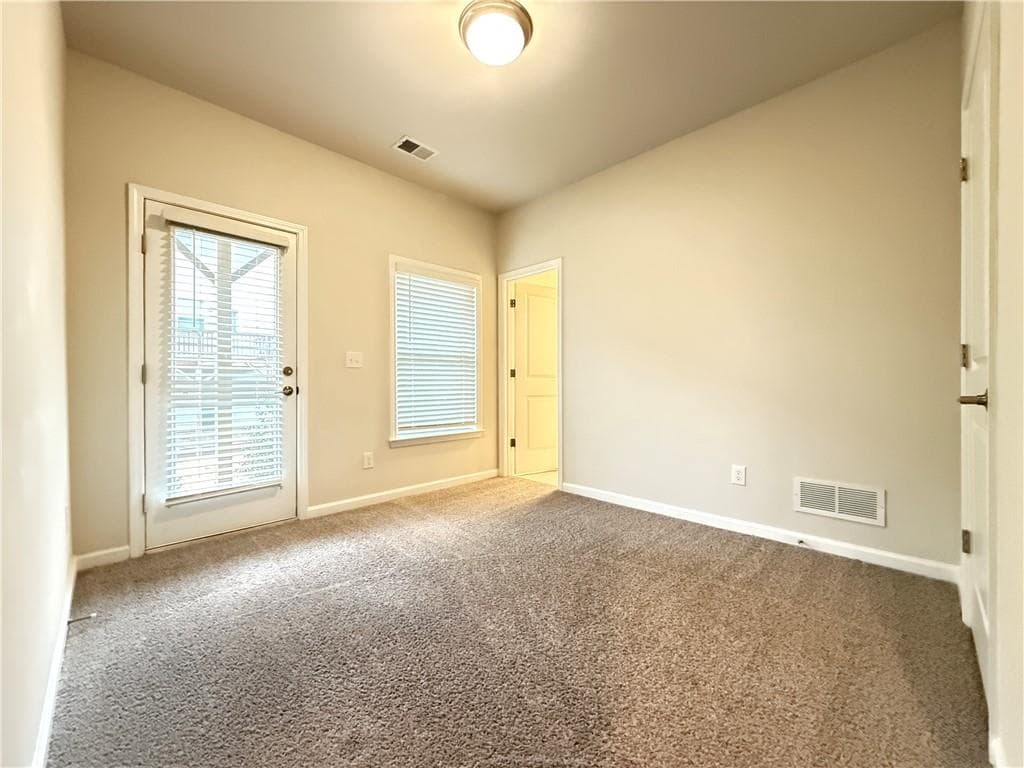 3 bedroom, 4 bathroom, 2,019 sq ft townhouse for rent at 3756 Davis Circle, Duluth, GA 30096 for $2,700 a month — photo 5