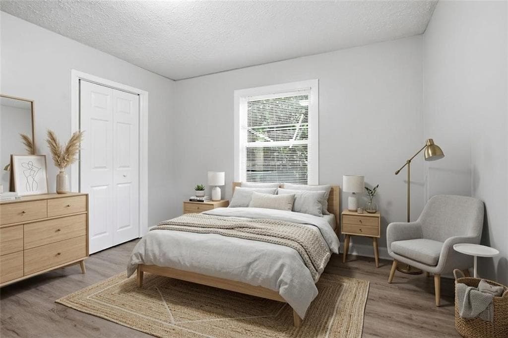 3 bedroom, 2 bathroom, 1,000 sq ft single family residence for sale at 3754 Clovis Court, Atlanta, GA 30331 — photo 8