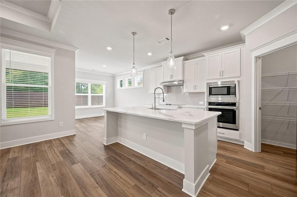4 bedroom, 4 bathroom, 2,494 sq ft single family residence for sale at 211 Cantrell View Court, Cartersville, GA 30120 — photo 5