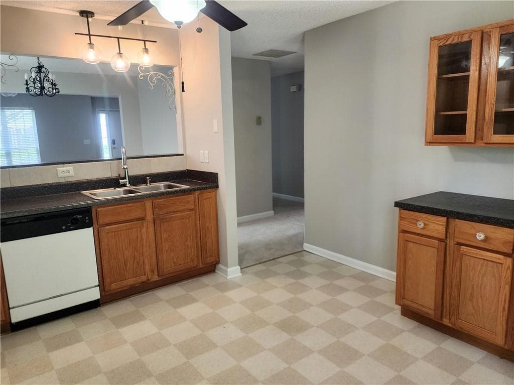 3 bedroom, 2 bathroom, 1,443 sq ft single family residence under contract at 4502 Baker Grove Road, Acworth, GA 30101 — photo 3