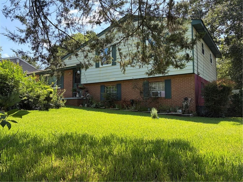 4 bedroom, 2 bathroom, 1,500 sq ft single family residence for sale at 8399 San Jose Trail, Jonesboro, GA 30236 — photo 3
