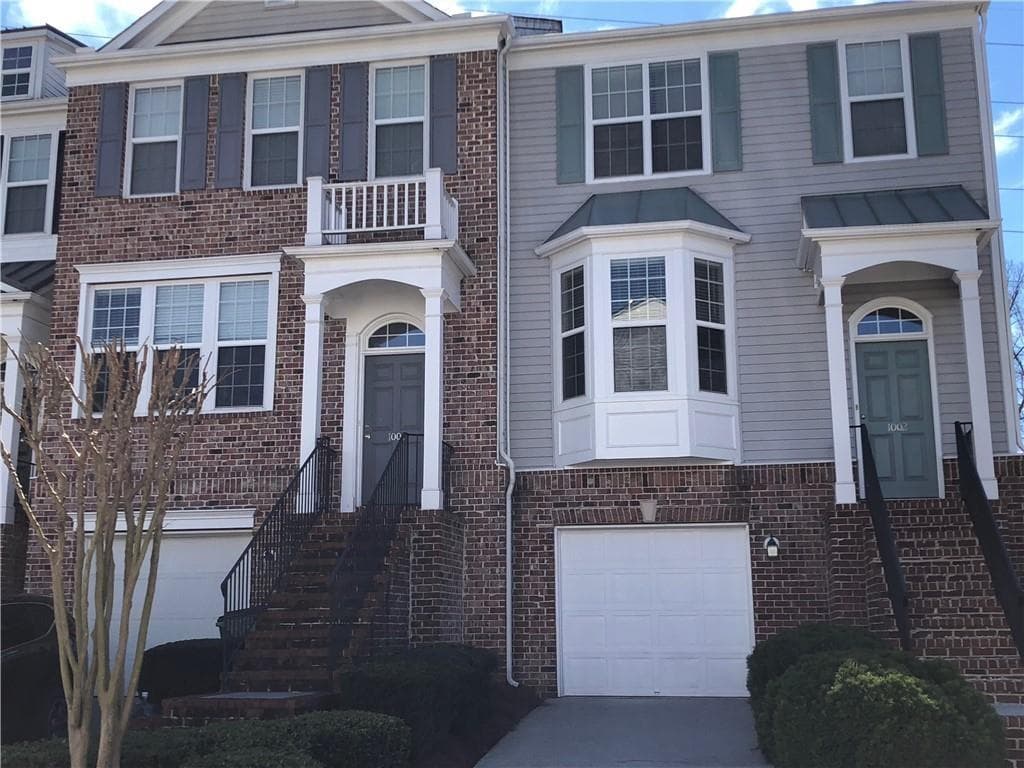 4 bedroom, 3 bathroom, 1,722 sq ft townhouse for rent at 1002 Thornborough Drive, Alpharetta, GA 30004 for $2,300 a month — photo 1 of 17