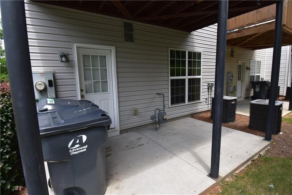 4 bedroom, 3 bathroom, 1,722 sq ft townhouse for rent at 1002 Thornborough Drive, Alpharetta, GA 30004 for $2,300 a month — photo 5