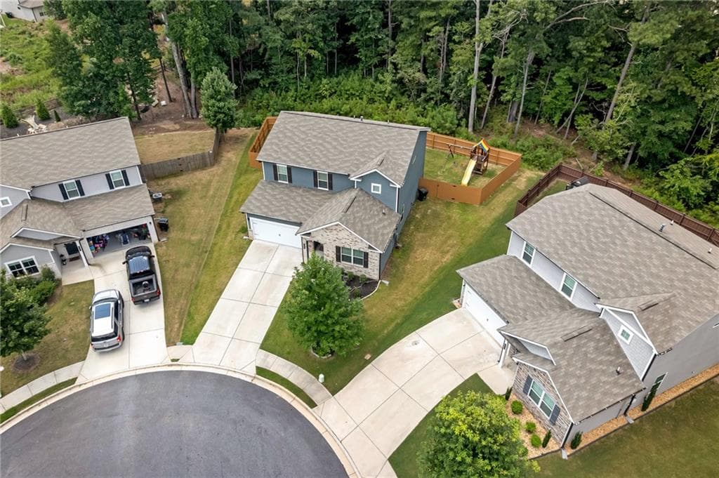 4 bedroom, 3 bathroom, 2,636 sq ft single family residence for sale at 48 Park Chase Court, Dallas, GA 30132 — photo 3