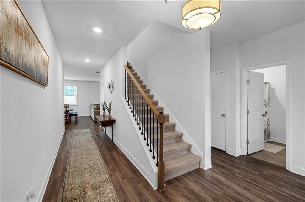 4 bedroom, 3 bathroom, 2,636 sq ft single family residence for sale at 48 Park Chase Court, Dallas, GA 30132 — photo 4