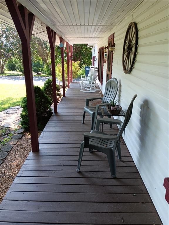 2 bedroom, 2 bathroom, 1,170 sq ft single family residence for sale at 575 Turner Road, Cleveland, GA 30528 — photo 5