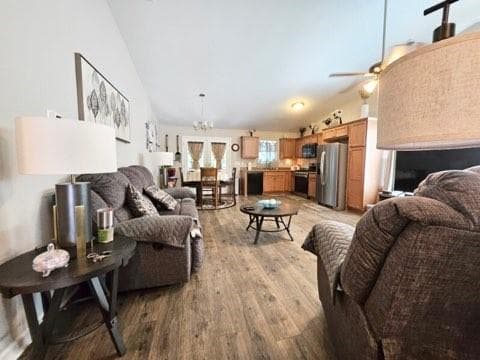 3 bedroom, 2 bathroom, 1,228 sq ft single family residence for sale at 7015 Parkside Court, Austell, GA 30106 — photo 4