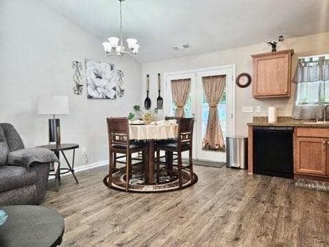 3 bedroom, 2 bathroom, 1,228 sq ft single family residence for sale at 7015 Parkside Court, Austell, GA 30106 — photo 6