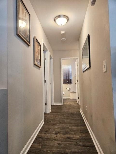 3 bedroom, 2 bathroom, 1,228 sq ft single family residence for sale at 7015 Parkside Court, Austell, GA 30106 — photo 8