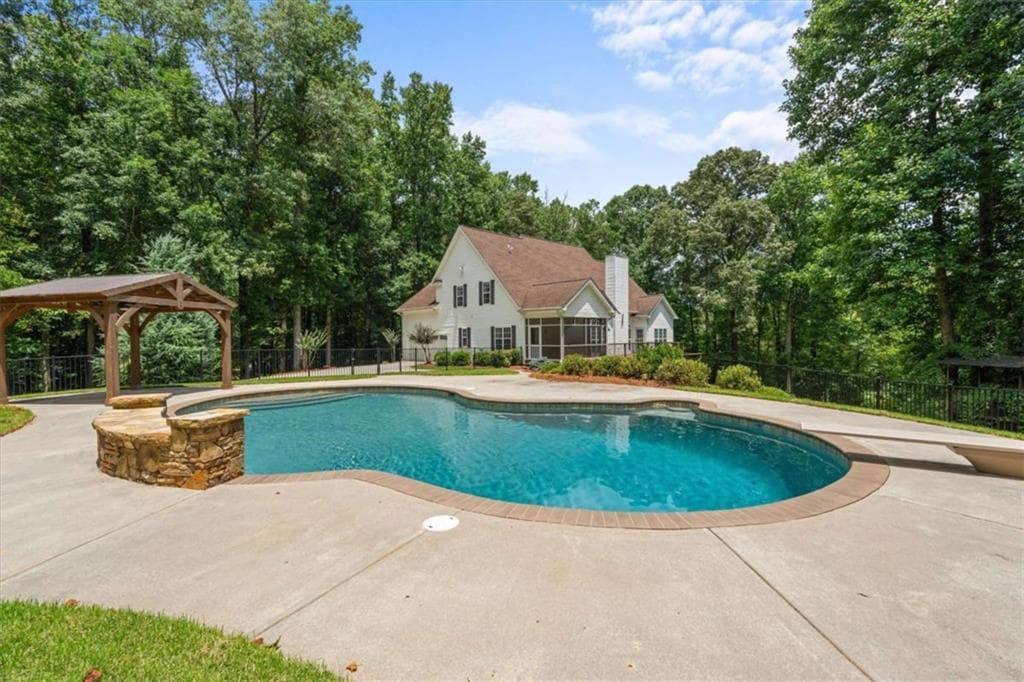 6 bedroom, 4 bathroom, 4,629 sq ft single family residence for sale at 971 Cown Road, Villa Rica, GA 30180 — photo 5