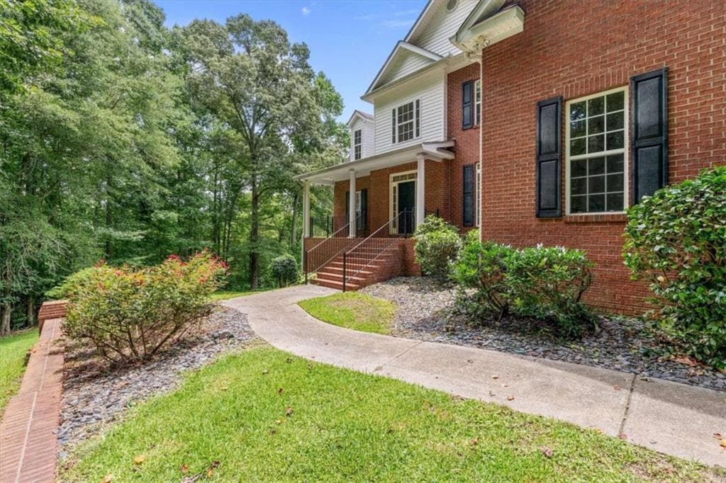 6 bedroom, 4 bathroom, 4,629 sq ft single family residence for sale at 971 Cown Road, Villa Rica, GA 30180 — photo 7