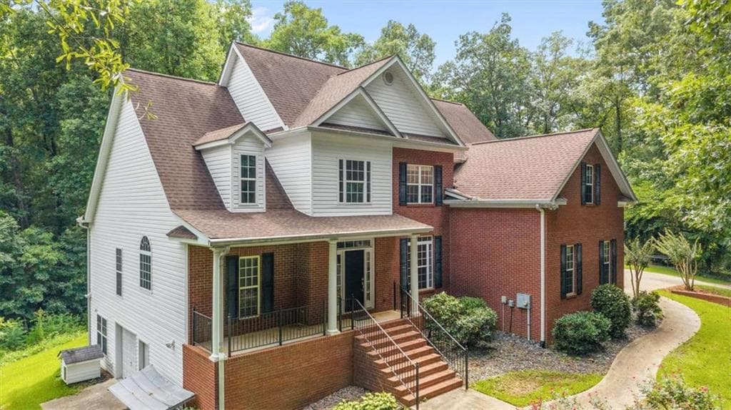 6 bedroom, 4 bathroom, 4,629 sq ft single family residence for sale at 971 Cown Road, Villa Rica, GA 30180 — photo 8
