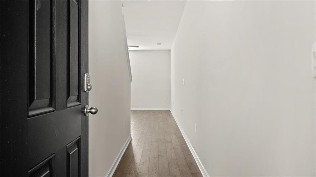 3 bedroom, 3 bathroom, 1,830 sq ft townhouse for sale at 1306 Aura Lane, Lawrenceville, GA 30045 — photo 6