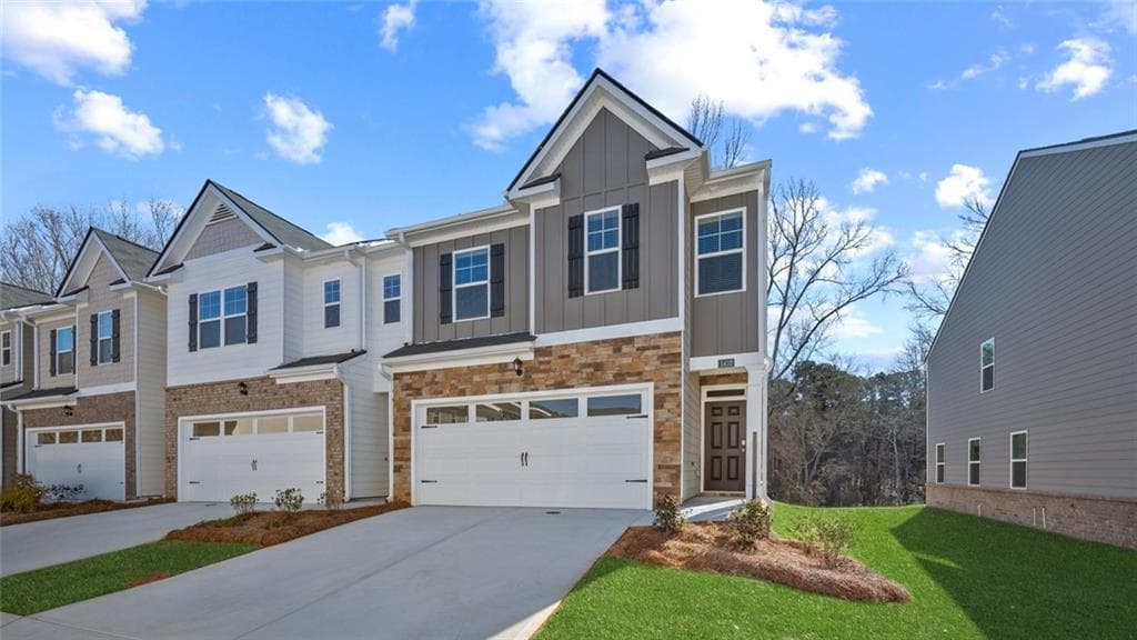 3 bedroom, 3 bathroom townhouse for sale at 1318 Aura Lane, Lawrenceville, GA 30045 — photo 4