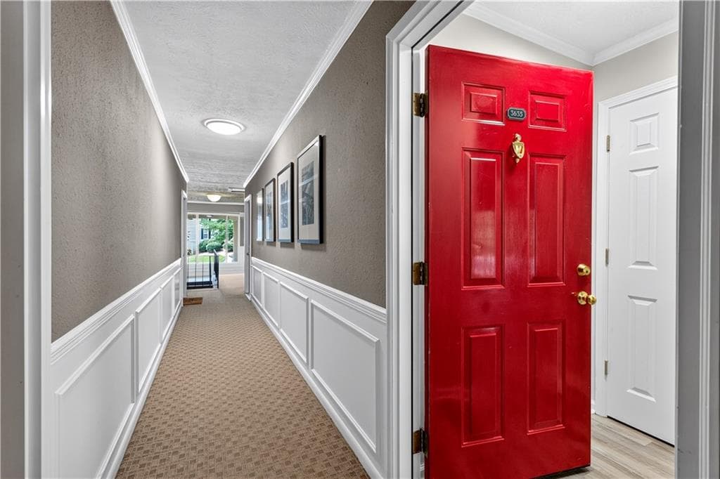 1 bedroom, 1 bathroom, 810 sq ft condominium for sale at 3635 Essex Avenue, Atlanta, GA 30339 — photo 4