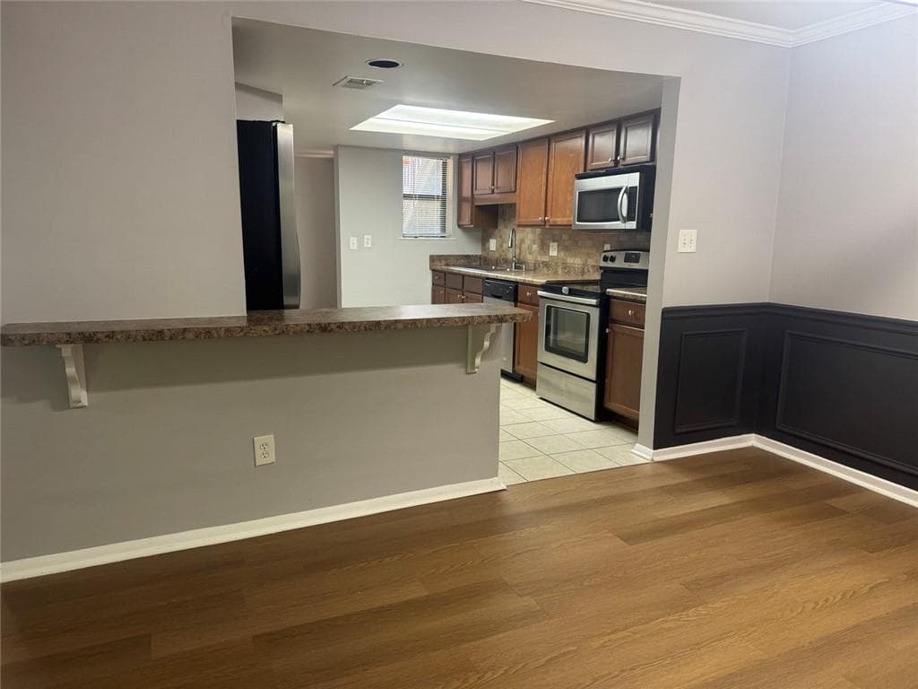 2 bedroom, 2 bathroom, 1,292 sq ft condominium for rent at 2207 Surrey Court, Marietta, GA 30067 for $1,650 a month — photo 5