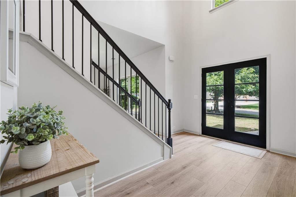 4 bedroom, 3 bathroom, 2,604 sq ft single family residence for sale at 4680 Carver Court, Cumming, GA 30040 — photo 5
