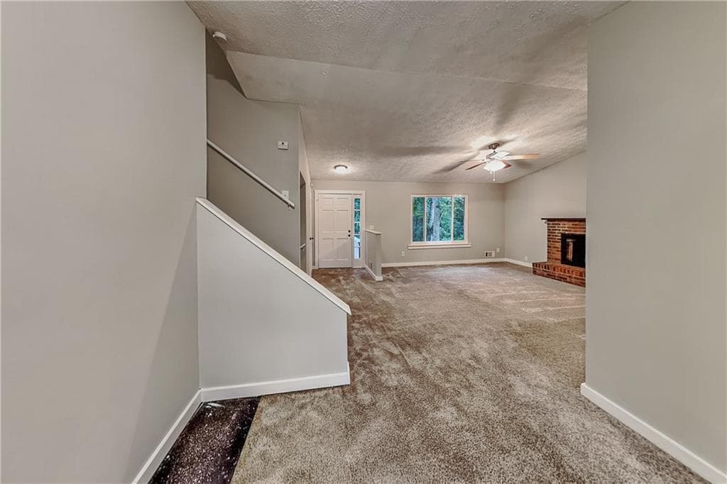 3 bedroom, 2 bathroom, 2,035 sq ft single family residence for rent at 4579 N Woodlake Lane, Conyers, GA 30013 for $1,675 a month — photo 6