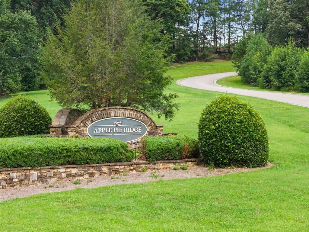 unimproved land for sale at 150 Lake Ridge Trail, Baldwin, GA 30511 — photo 5