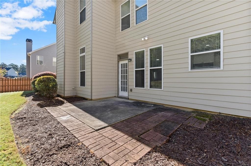 5 bedroom, 3 bathroom, 3,074 sq ft single family residence for sale at 265 Parc Drive, Canton, GA 30114 — photo 3