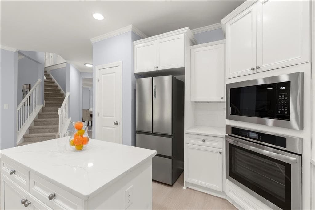 5 bedroom, 3 bathroom, 3,074 sq ft single family residence for sale at 265 Parc Drive, Canton, GA 30114 — photo 7