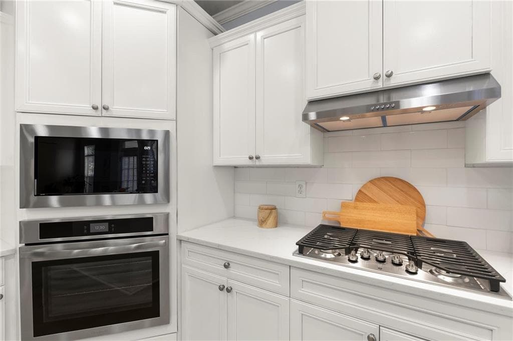 5 bedroom, 3 bathroom, 3,074 sq ft single family residence for sale at 265 Parc Drive, Canton, GA 30114 — photo 8
