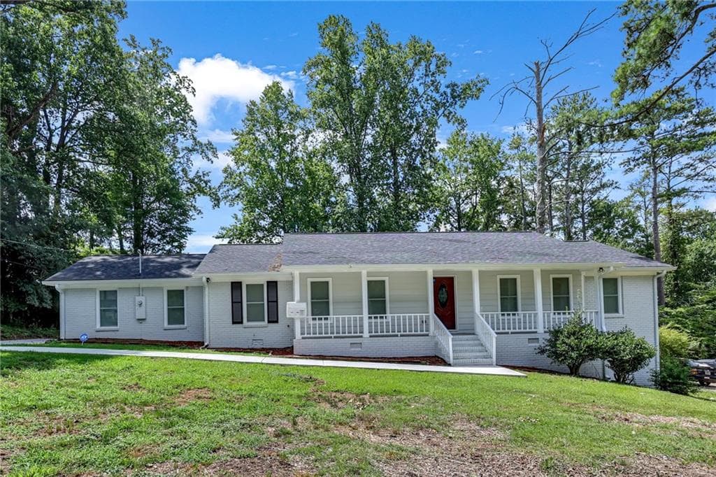4 bedroom, 3 bathroom, 2,770 sq ft single family residence under contract at 4511 Ripplewood Drive, Lithonia, GA 30038 — photo 4