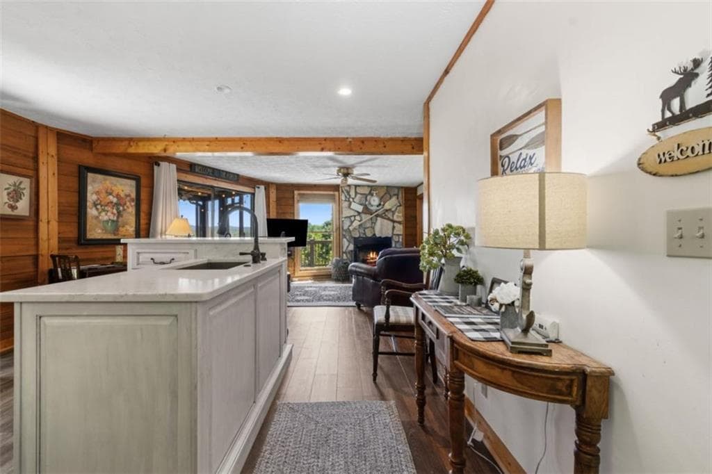 3 bedroom, 2 bathroom, 2,073 sq ft single family residence for sale at 122 Zane Drive, Ellijay, GA 30540 — photo 6