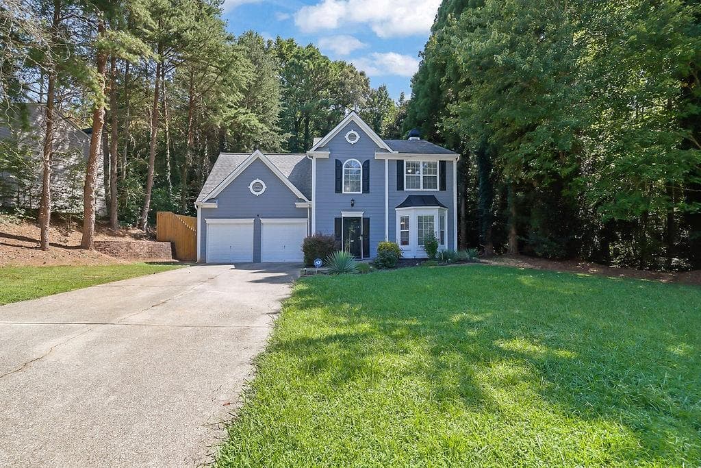 3 bedroom, 3 bathroom, 1,914 sq ft single family residence for sale at 2010 Hidden Valley Drive, Marietta, GA 30008