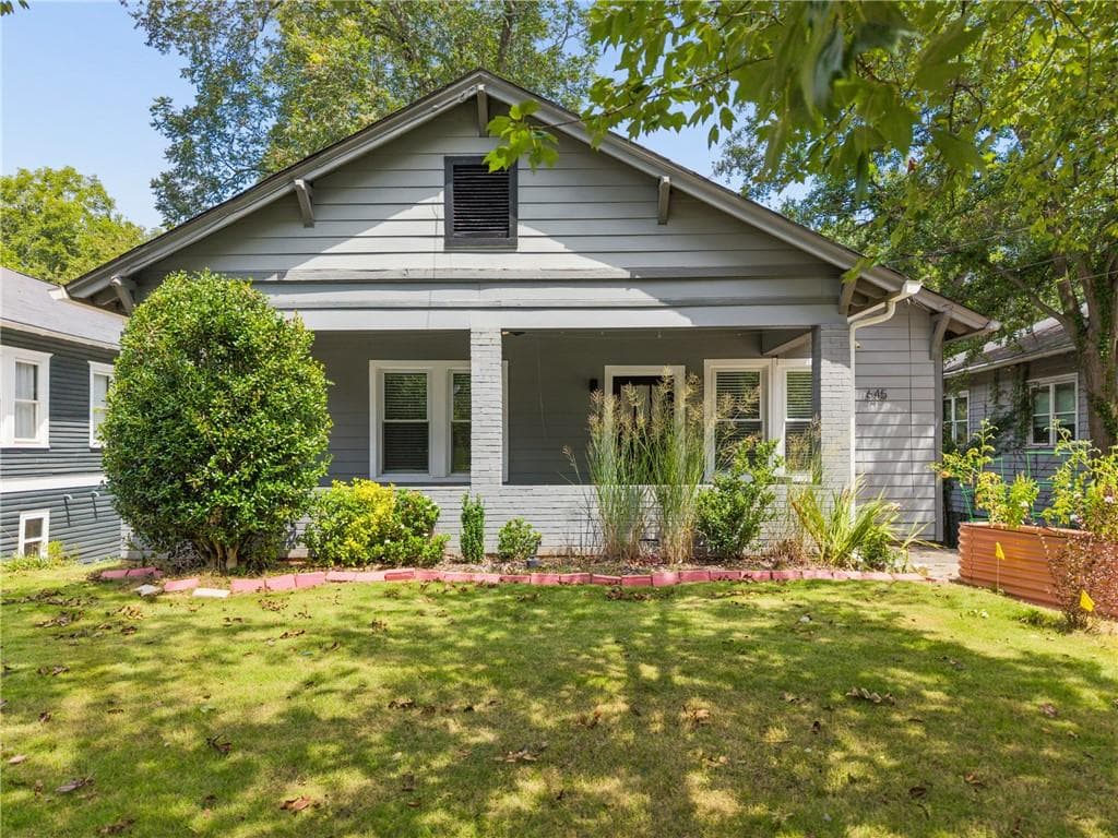 3 bedroom, 2 bathroom, 1,408 sq ft single family residence under contract at 645 Lexington Avenue, Atlanta, GA 30310