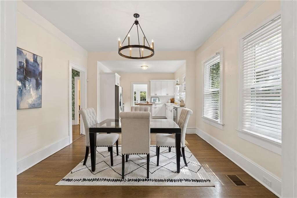 3 bedroom, 2 bathroom, 1,408 sq ft single family residence under contract at 645 Lexington Avenue, Atlanta, GA 30310 — photo 6