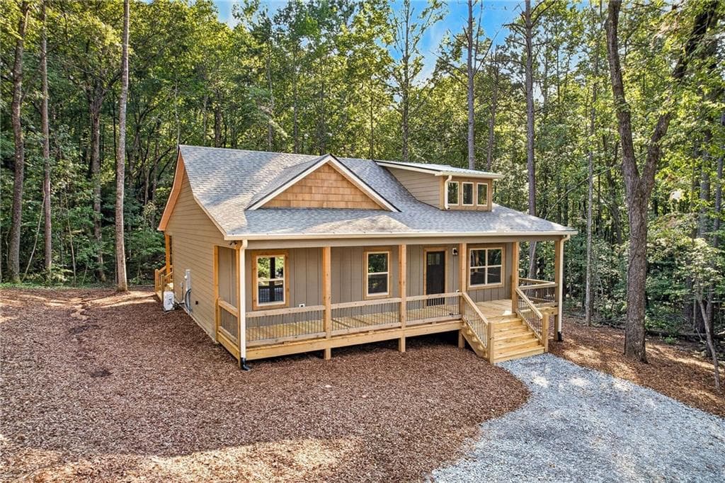 3 bedroom, 2 bathroom, 1,200 sq ft single family residence for sale at 116 Reindeer Lane, Talking Rock, GA 30175