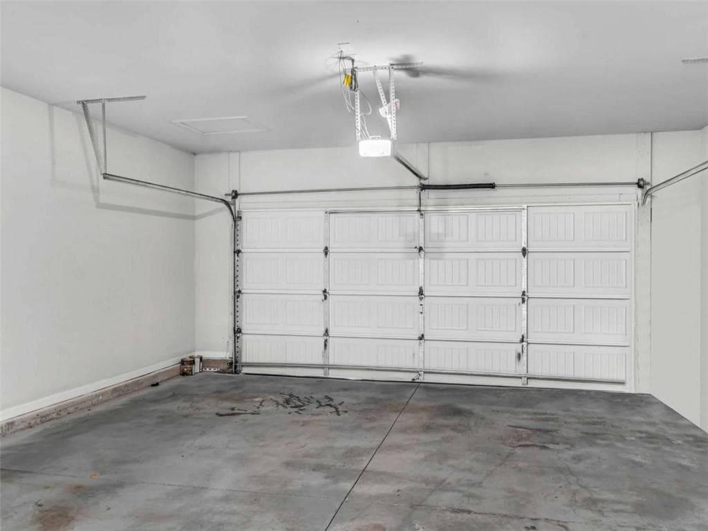 4 bedroom, 3 bathroom, 2,306 sq ft single family residence for rent at 2054 Maplewood Way, Decatur, GA 30035 for $2,800 a month — photo 10