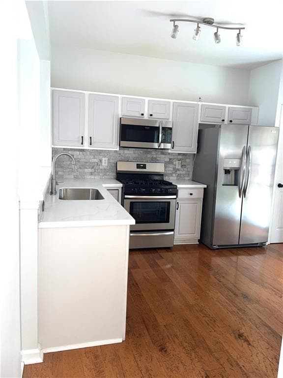 3 bedroom, 3 bathroom, 1,616 sq ft townhouse for sale at 3000 Commonwealth Circle, Alpharetta, GA 30004 — photo 9