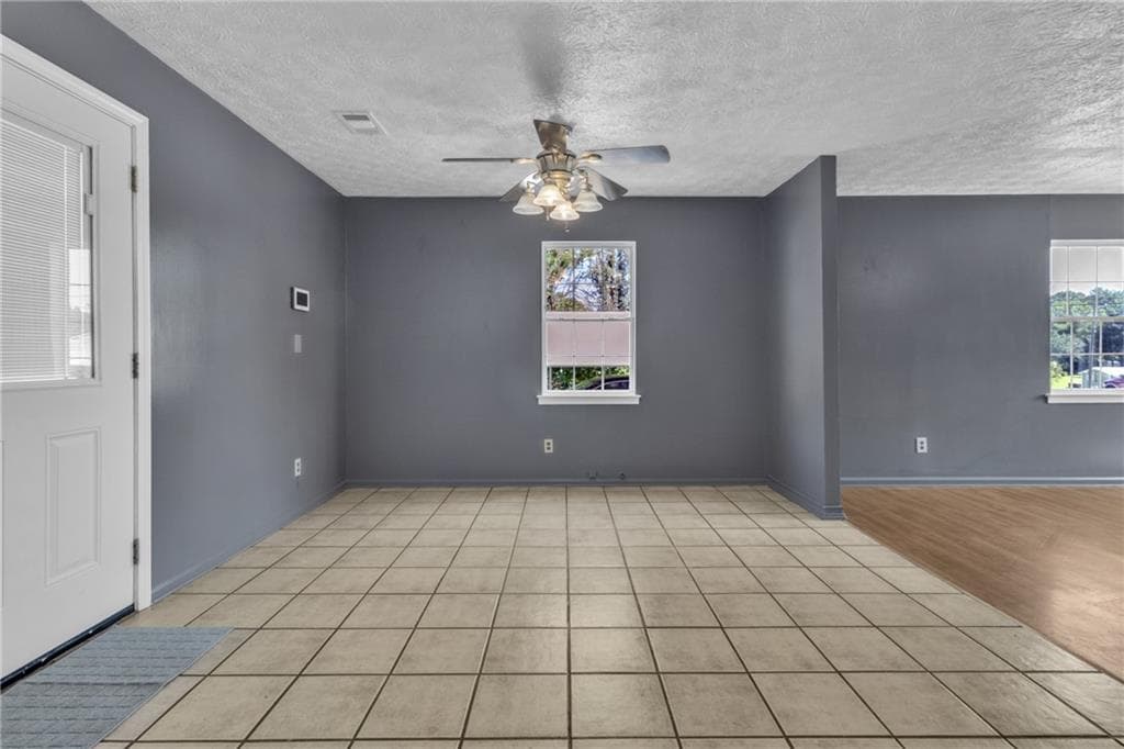 3 bedroom, 2 bathroom, 1,232 sq ft single family residence for sale at 108 Lillie Lane, Maysville, GA 30558 — photo 10
