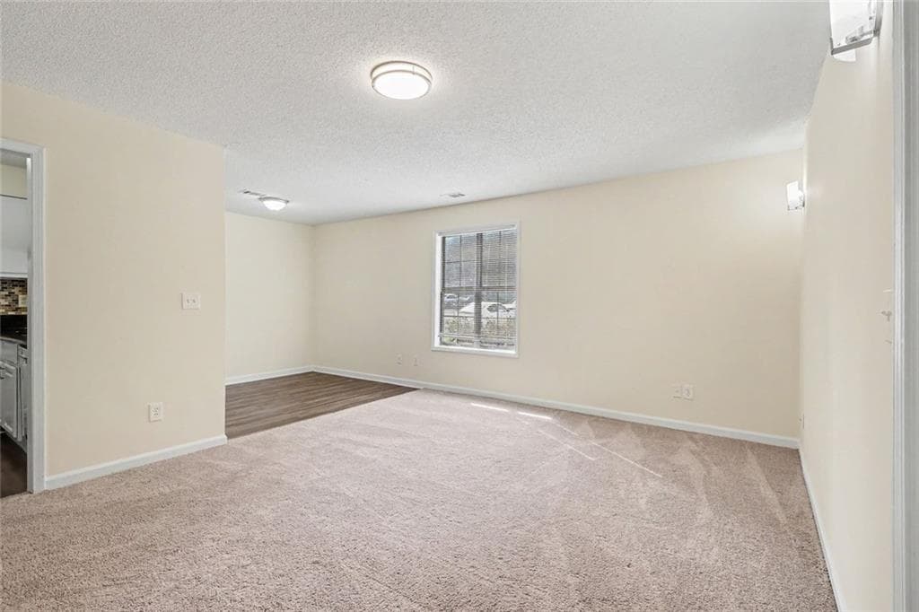 2 bedroom, 2 bathroom, 912 sq ft quadruplex for rent at 2623 Dorian Drive Unit D, Snellville, GA 30078 for $1,300 a month — photo 5