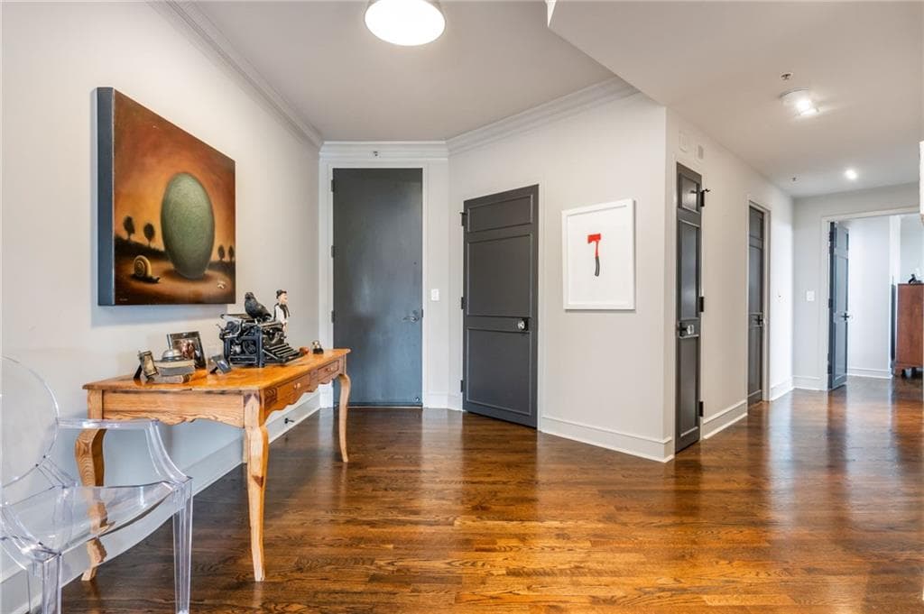 2 bedroom, 2 bathroom, 2,403 sq ft condominium for sale at 2660 Peachtree Road 12C, Atlanta, GA 30305 — photo 2