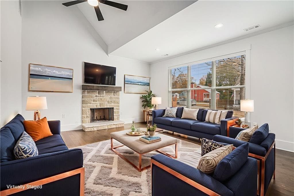 3 bedroom, 3 bathroom, 2,063 sq ft single family residence for sale at 352 Davis Street, Monroe, GA 30655 — photo 2