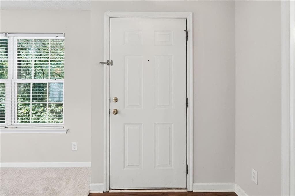 3 bedroom, 3 bathroom, 1,626 sq ft single family residence for sale at 337 W Oaks Trail, Woodstock, GA 30188 — photo 3