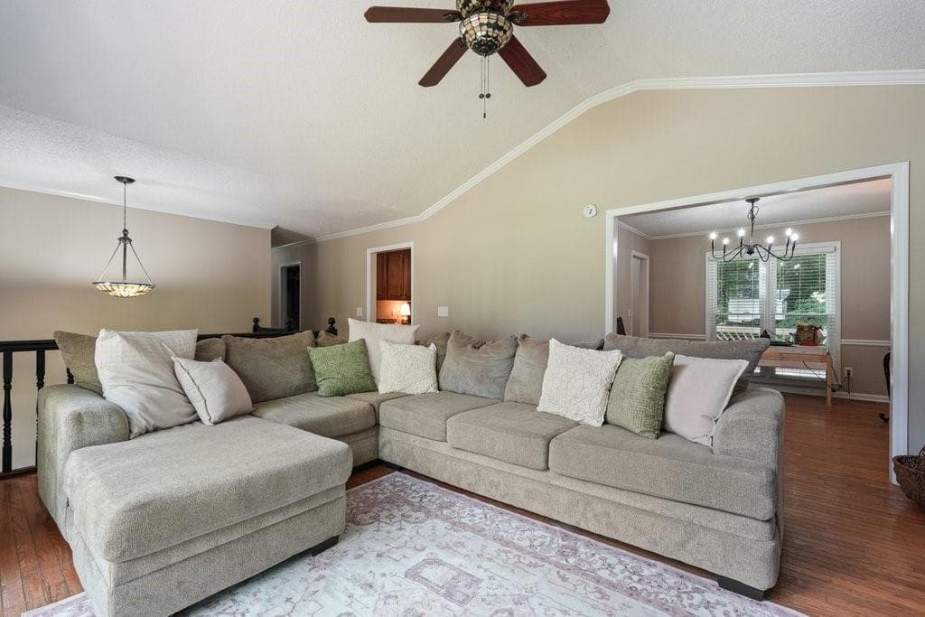 4 bedroom, 3 bathroom, 2,696 sq ft single family residence for sale at 714 Players Court, Woodstock, GA 30189 — photo 3