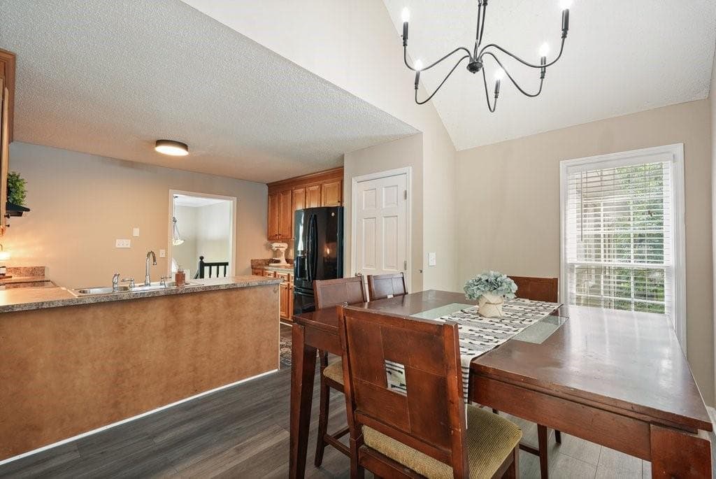 4 bedroom, 3 bathroom, 2,696 sq ft single family residence for sale at 714 Players Court, Woodstock, GA 30189 — photo 8
