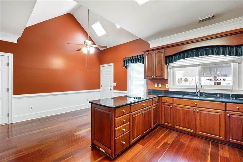 4 bedroom, 3 bathroom, 2,675 sq ft single family residence under contract at 2600 Murdock Road, Marietta, GA 30062 — photo 10